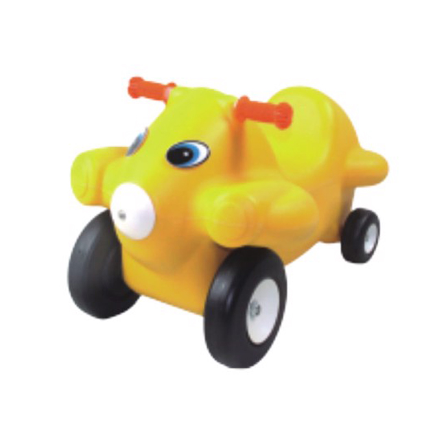 Xe đạp chân 4 bánh